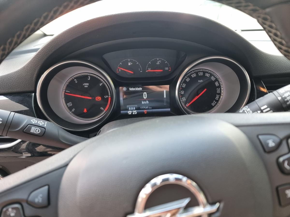 opel-astra-sport-tourer-2016-diesel-1598cc