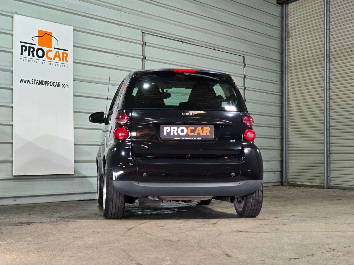 smart-fortwo-2011-diesel-799cc