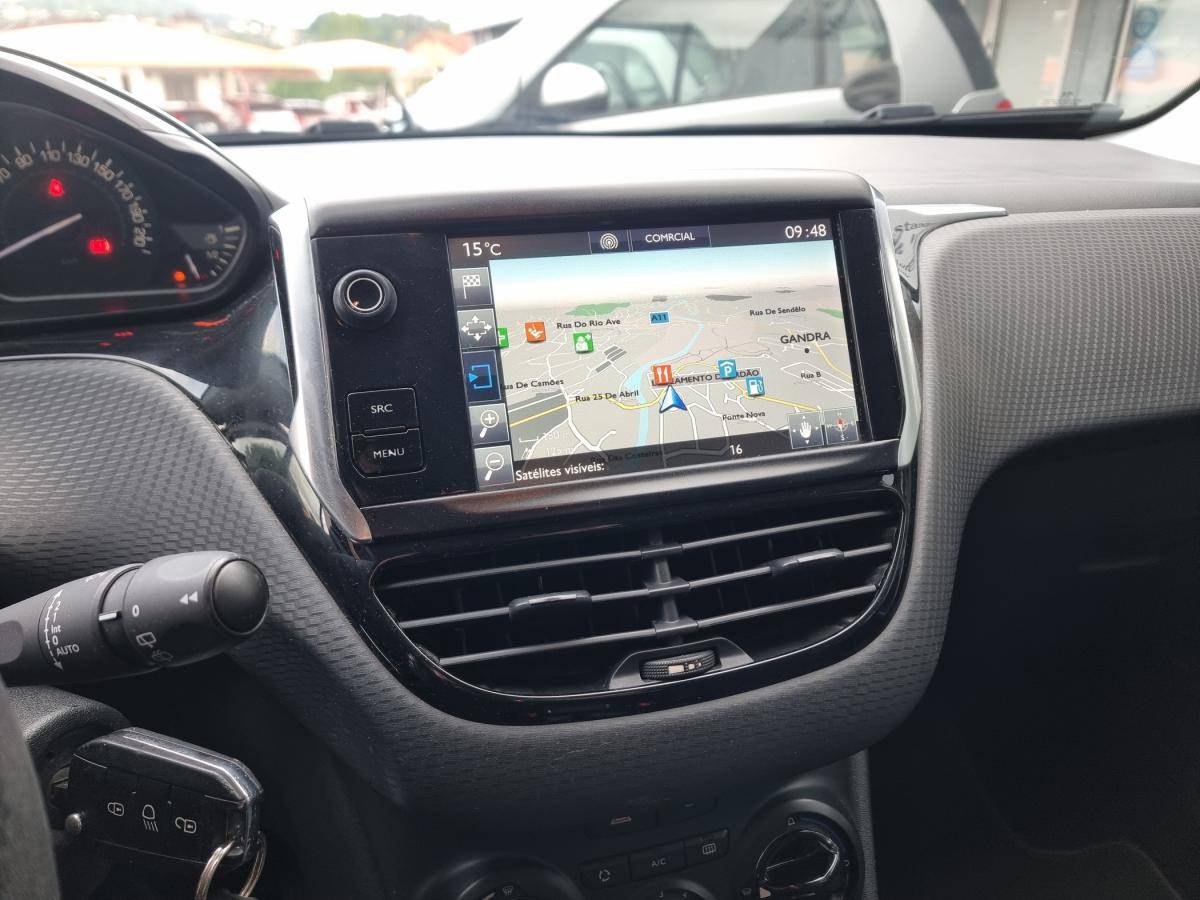 peugeot-2008-2017-diesel-1560cc