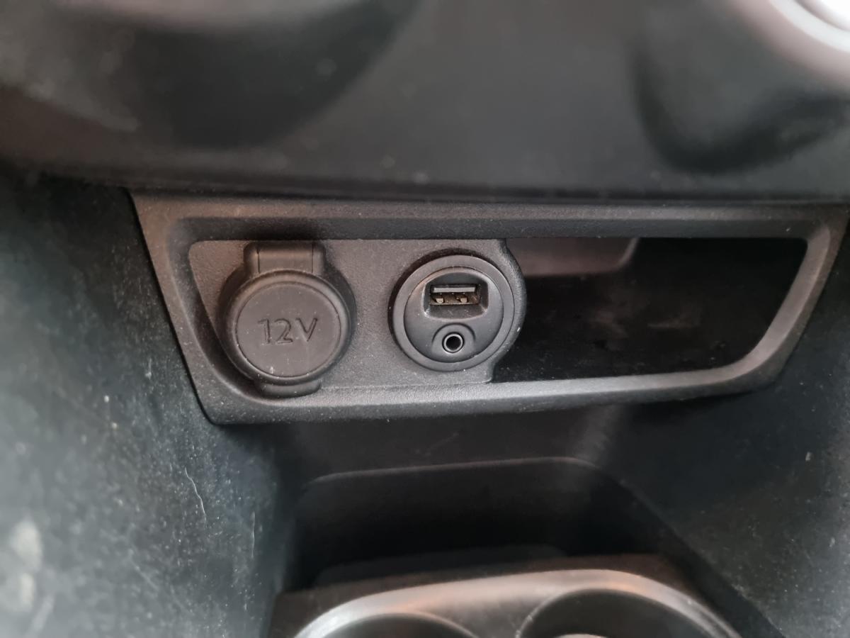 peugeot-2008-2017-diesel-1560cc