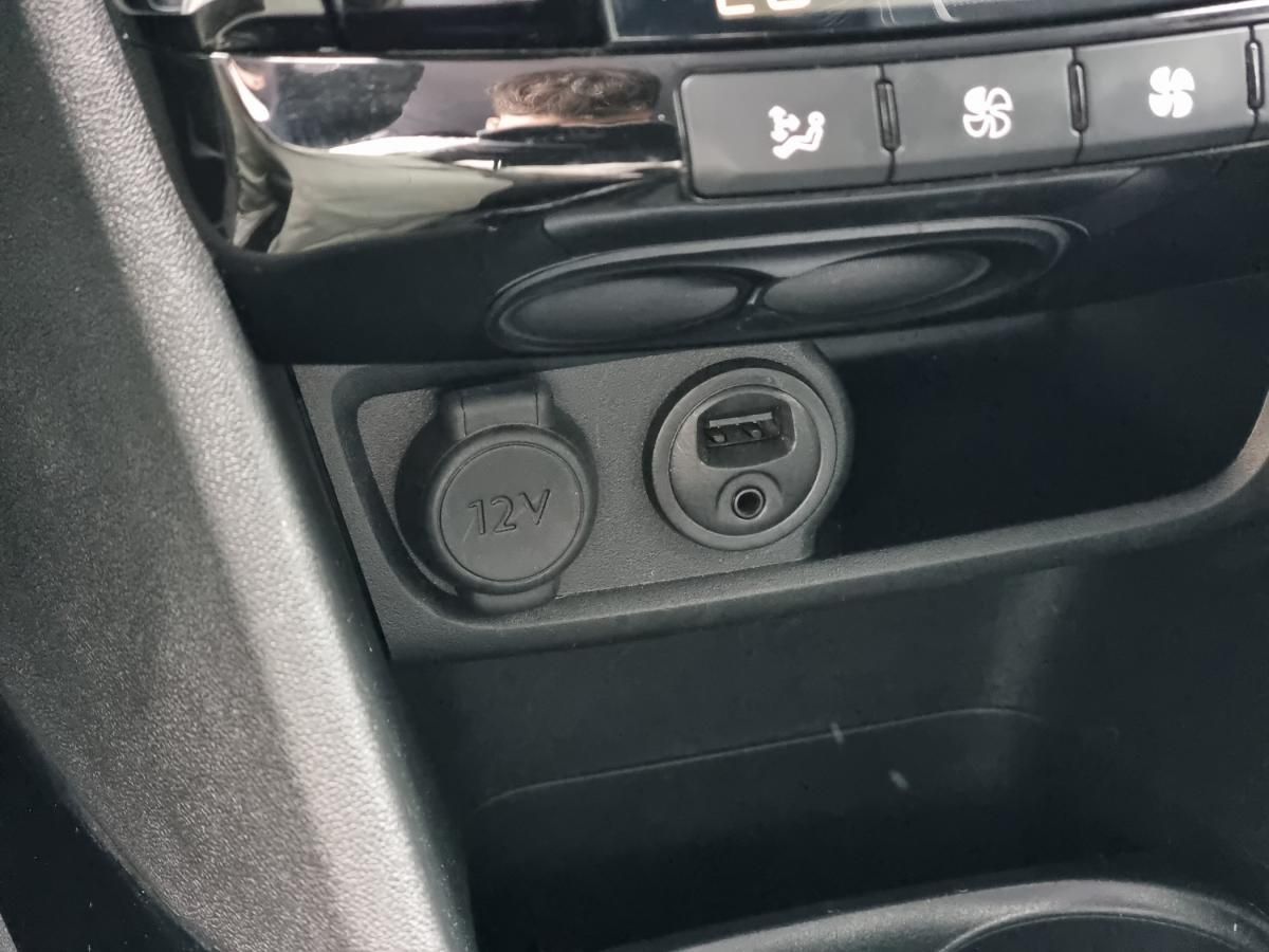 peugeot-2008-2017-gasolina-1199cc