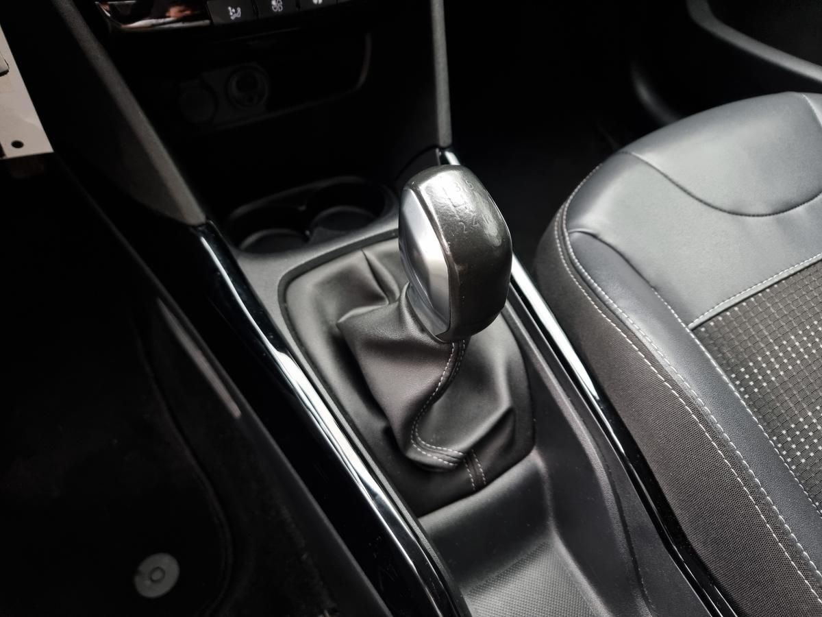 peugeot-2008-2017-gasolina-1199cc