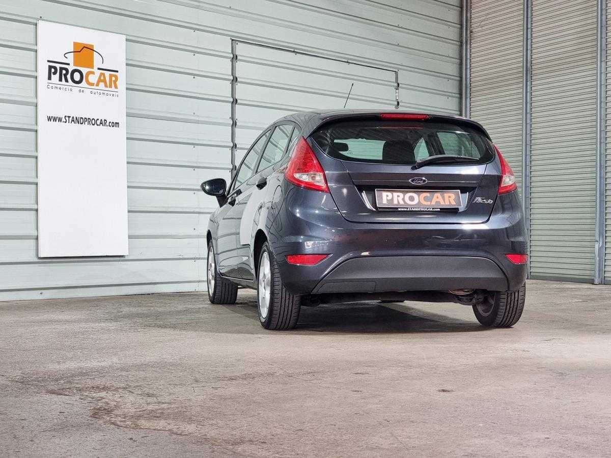 ford-fiesta-2010-gasolina-1242cc