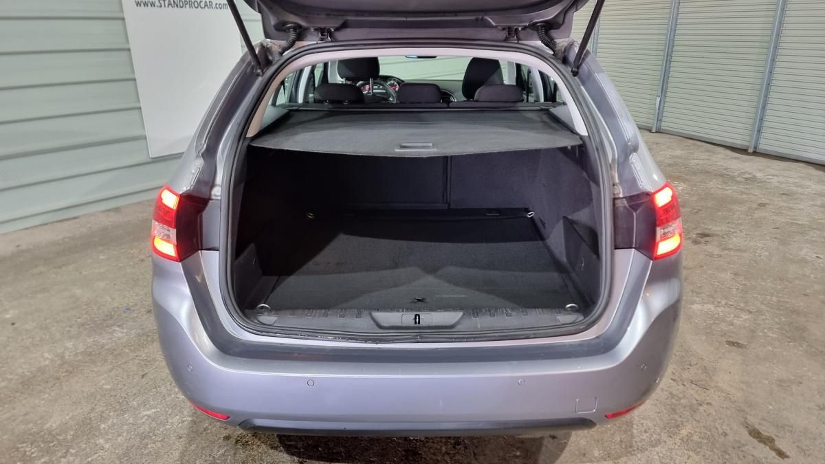 peugeot-308-sw-2018-diesel-1499cc