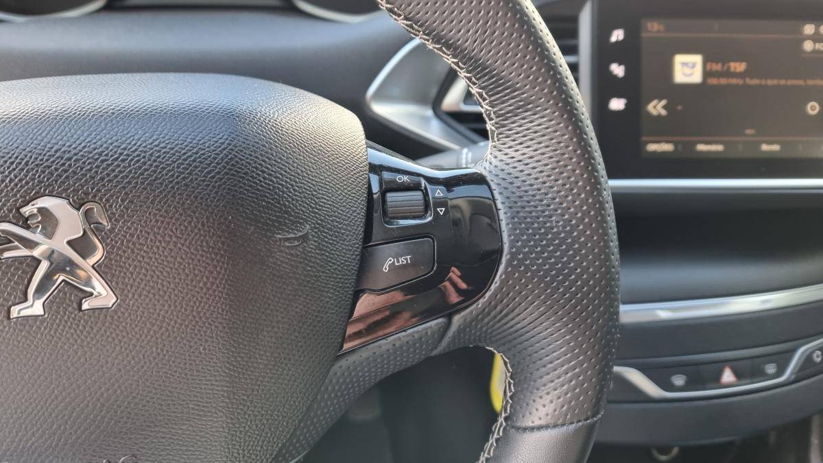peugeot-308-sw-2018-diesel-1499cc