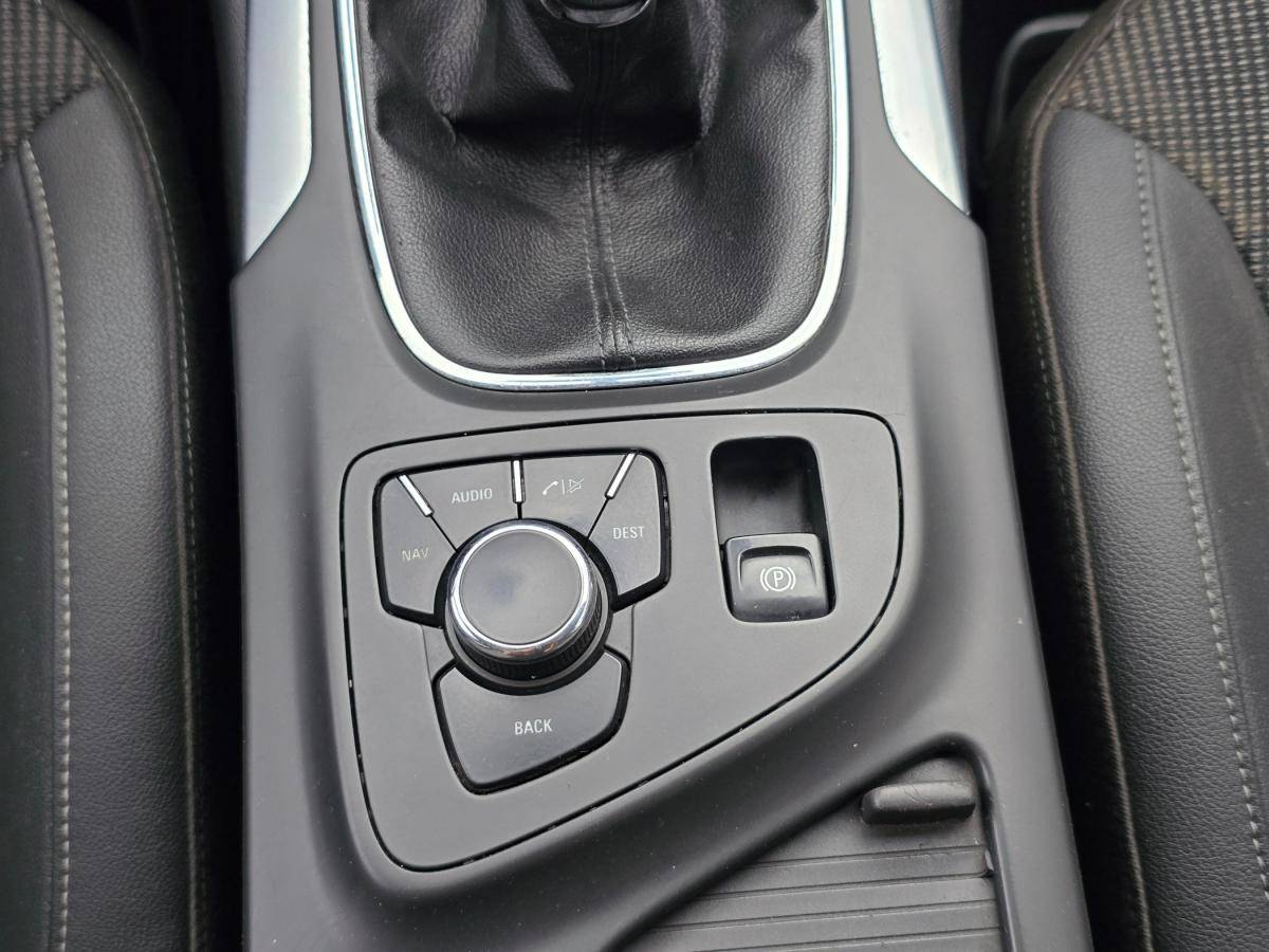 opel-insignia-2011-diesel-1956cc