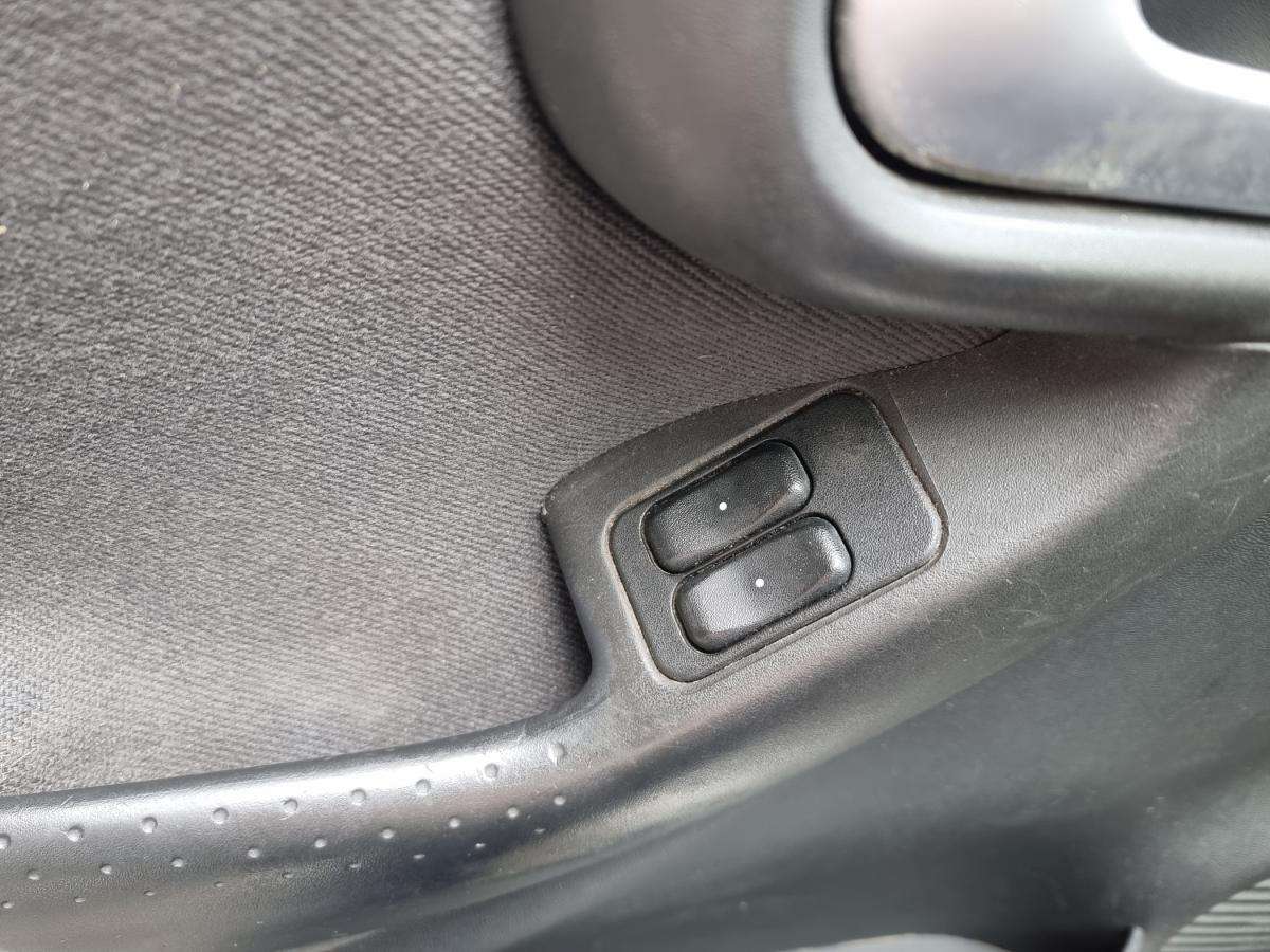 opel-corsa-2003-gasolina-973cc
