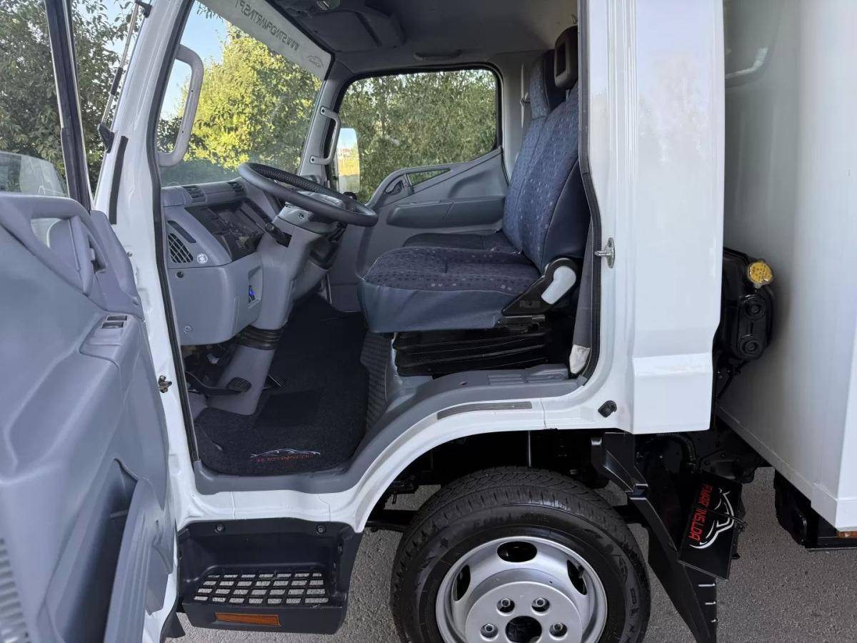 mitsubishi-canter-2006-diesel-3000cc