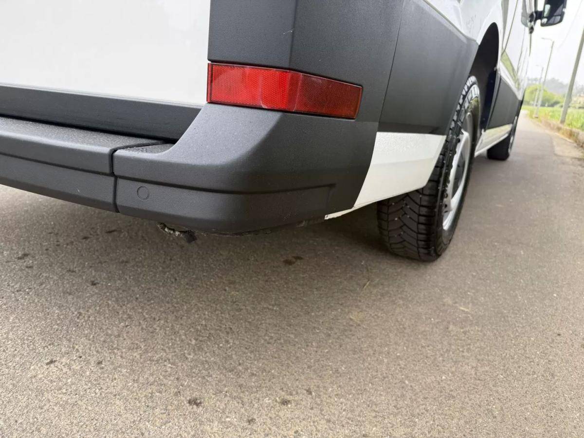 volkswagen-crafter-2022-diesel-2000cc