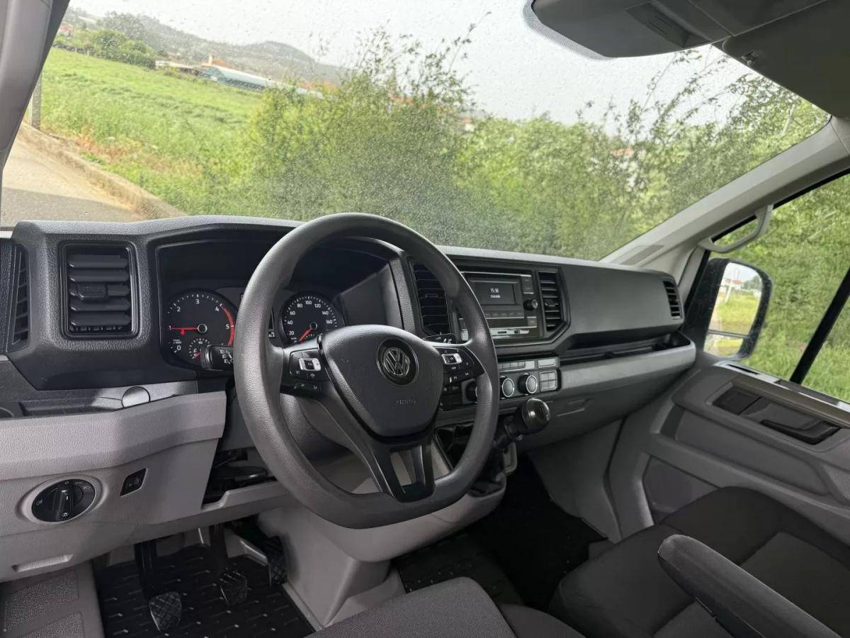 volkswagen-crafter-2022-diesel-2000cc