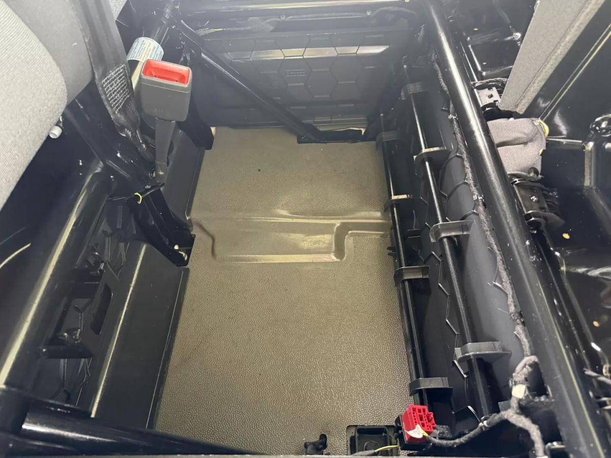 volkswagen-crafter-2022-diesel-2000cc