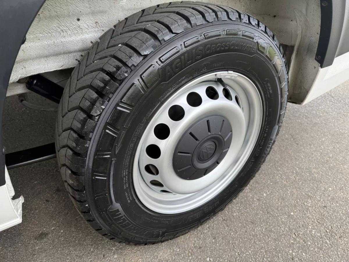 volkswagen-crafter-2022-diesel-2000cc