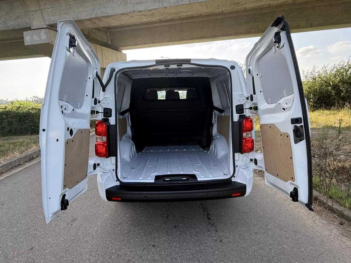citroen-jumpy-2026-diesel-2200cc