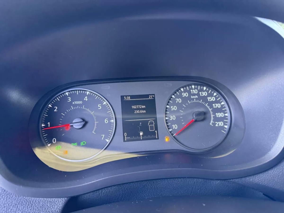 renault-master-2023-diesel-2300cc
