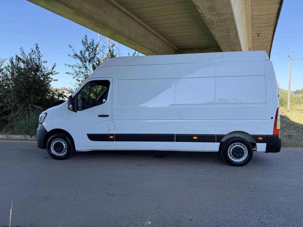renault-master-2023-diesel-2300cc