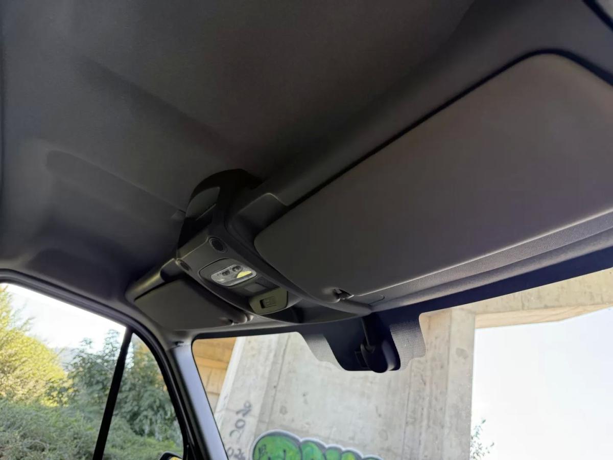 renault-master-2023-diesel-2300cc