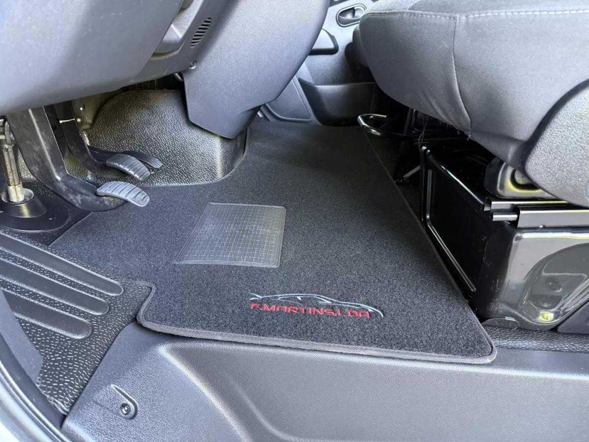 renault-master-2023-diesel-2300cc
