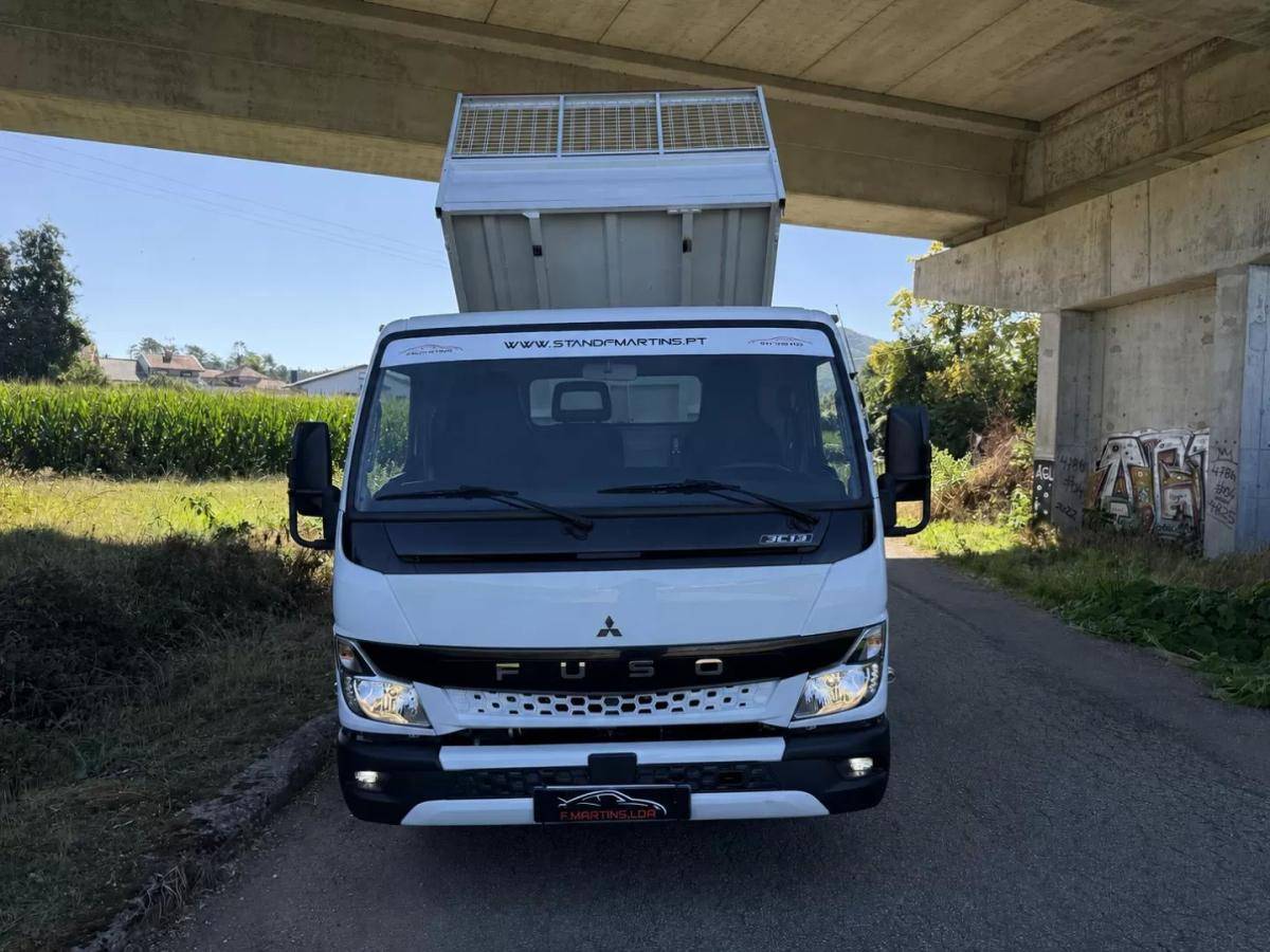 mitsubishi-canter-2023-diesel-2998cc