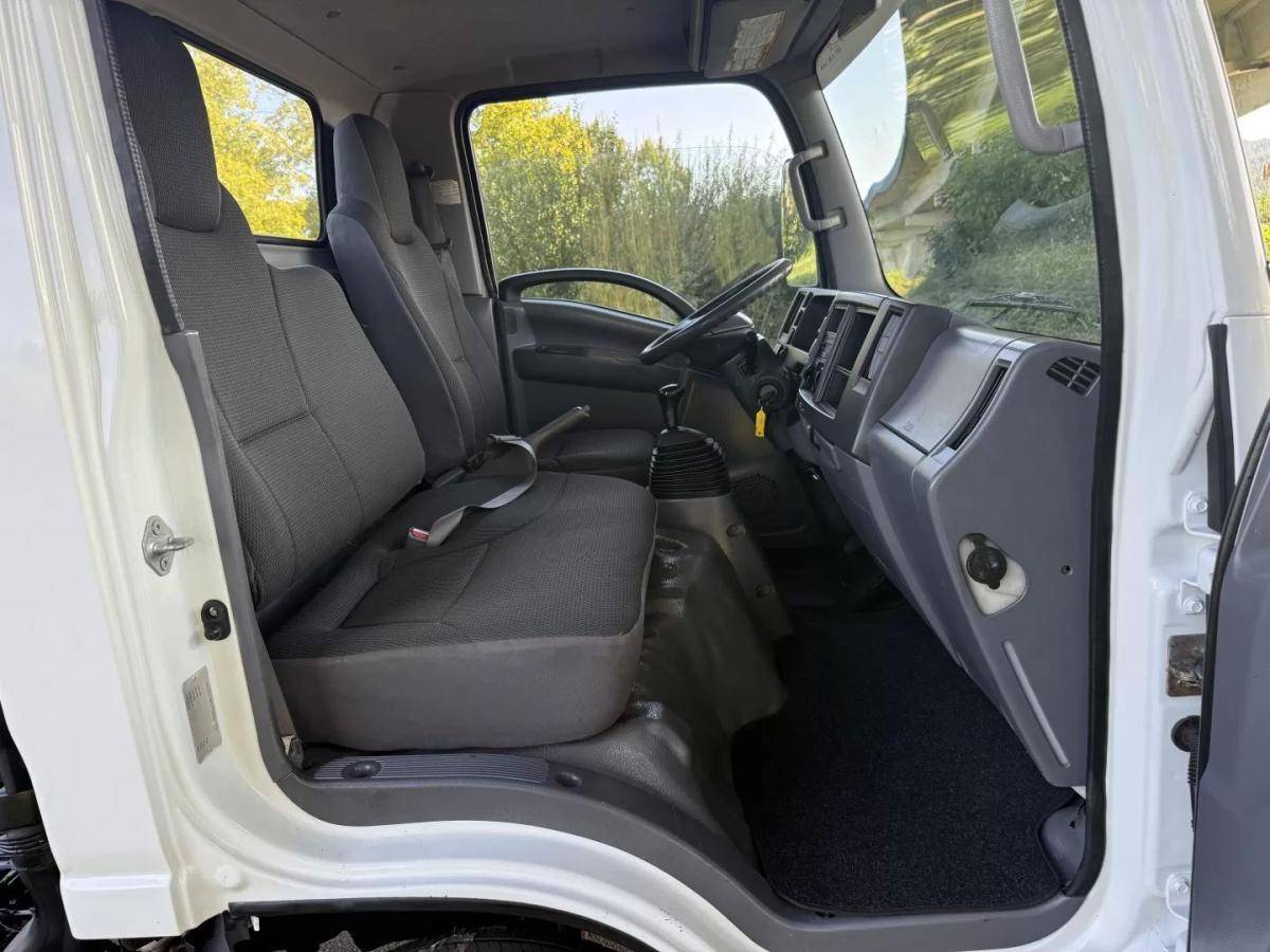 isuzu-nlr-2011-diesel-3000cc