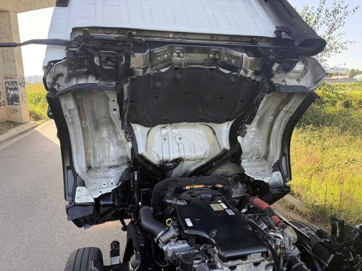 isuzu-nlr-2011-diesel-3000cc