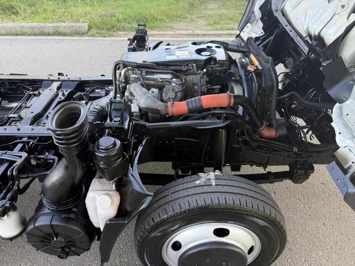 isuzu-nlr-2011-diesel-3000cc