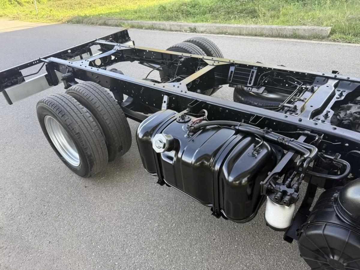 isuzu-nlr-2011-diesel-3000cc