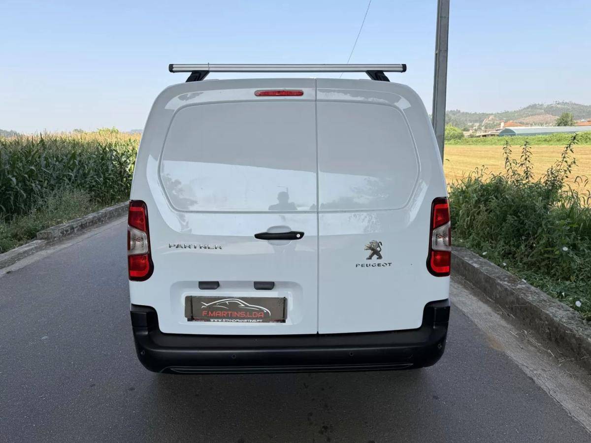 peugeot-partner-2023-diesel-1500cc