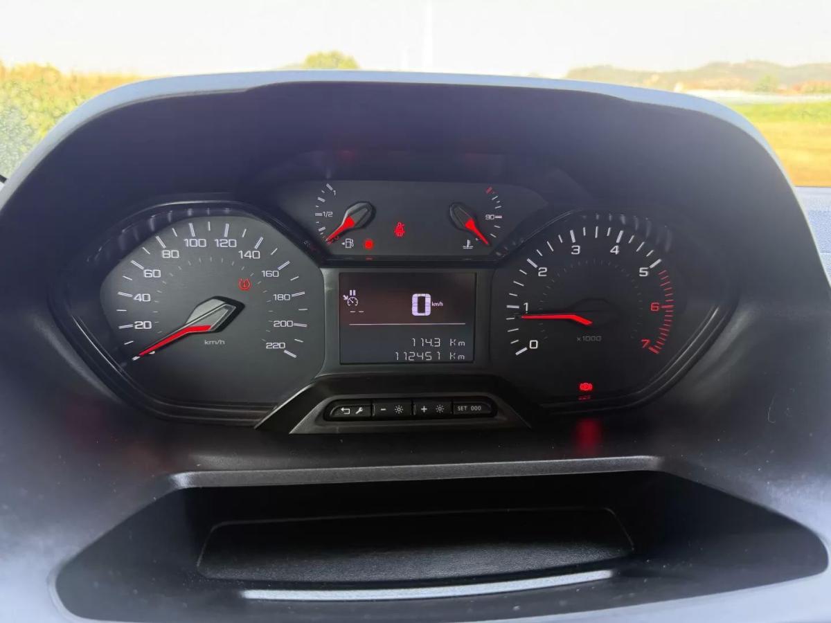 peugeot-partner-2023-diesel-1500cc