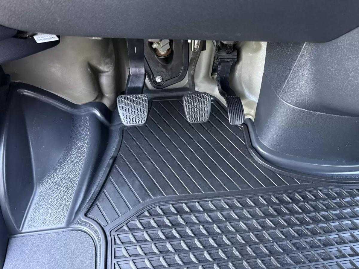 mercedes-benz-sprinter-2022-diesel-2000cc
