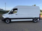 mercedes-benz-sprinter-2022-diesel-2000cc