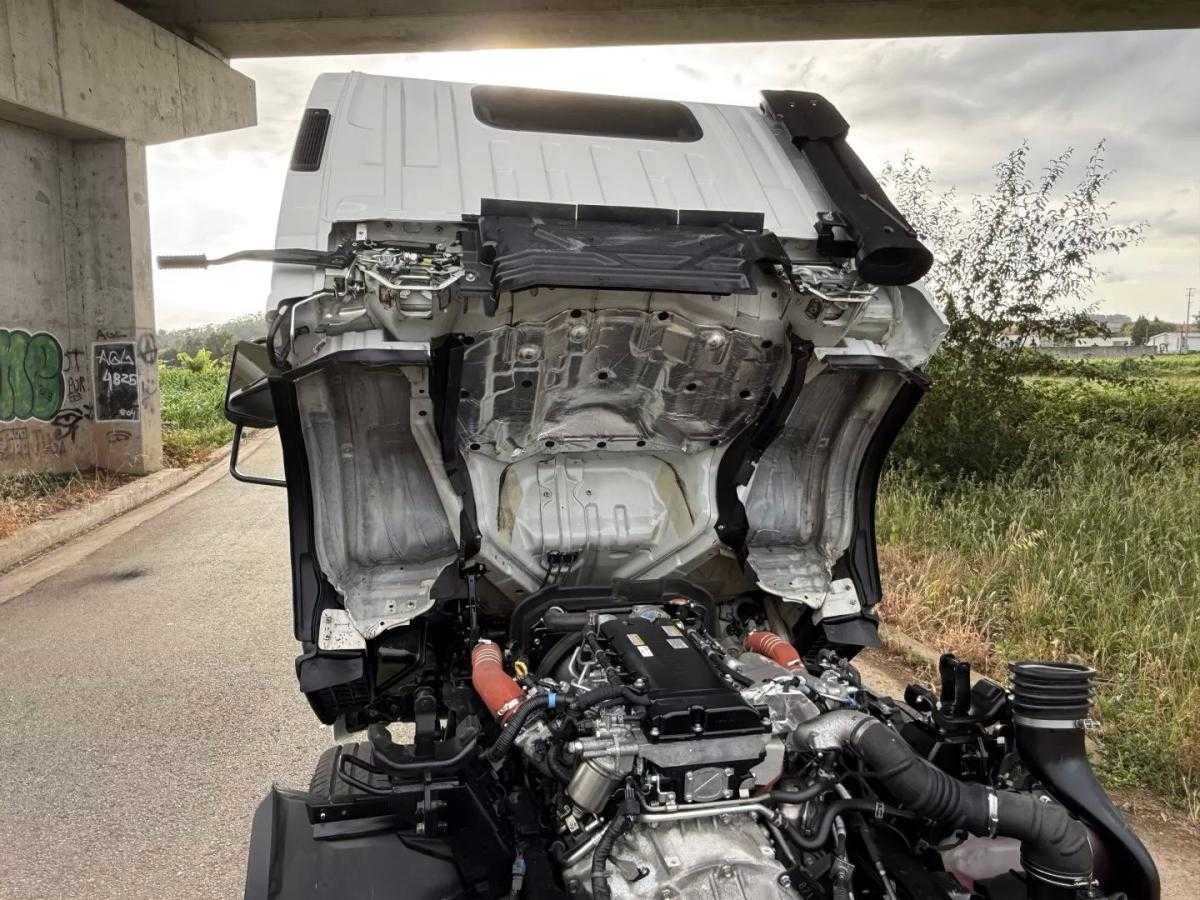 isuzu-nlr-2024-diesel-3000cc