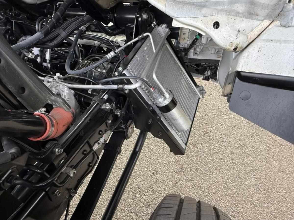 isuzu-nlr-2024-diesel-3000cc