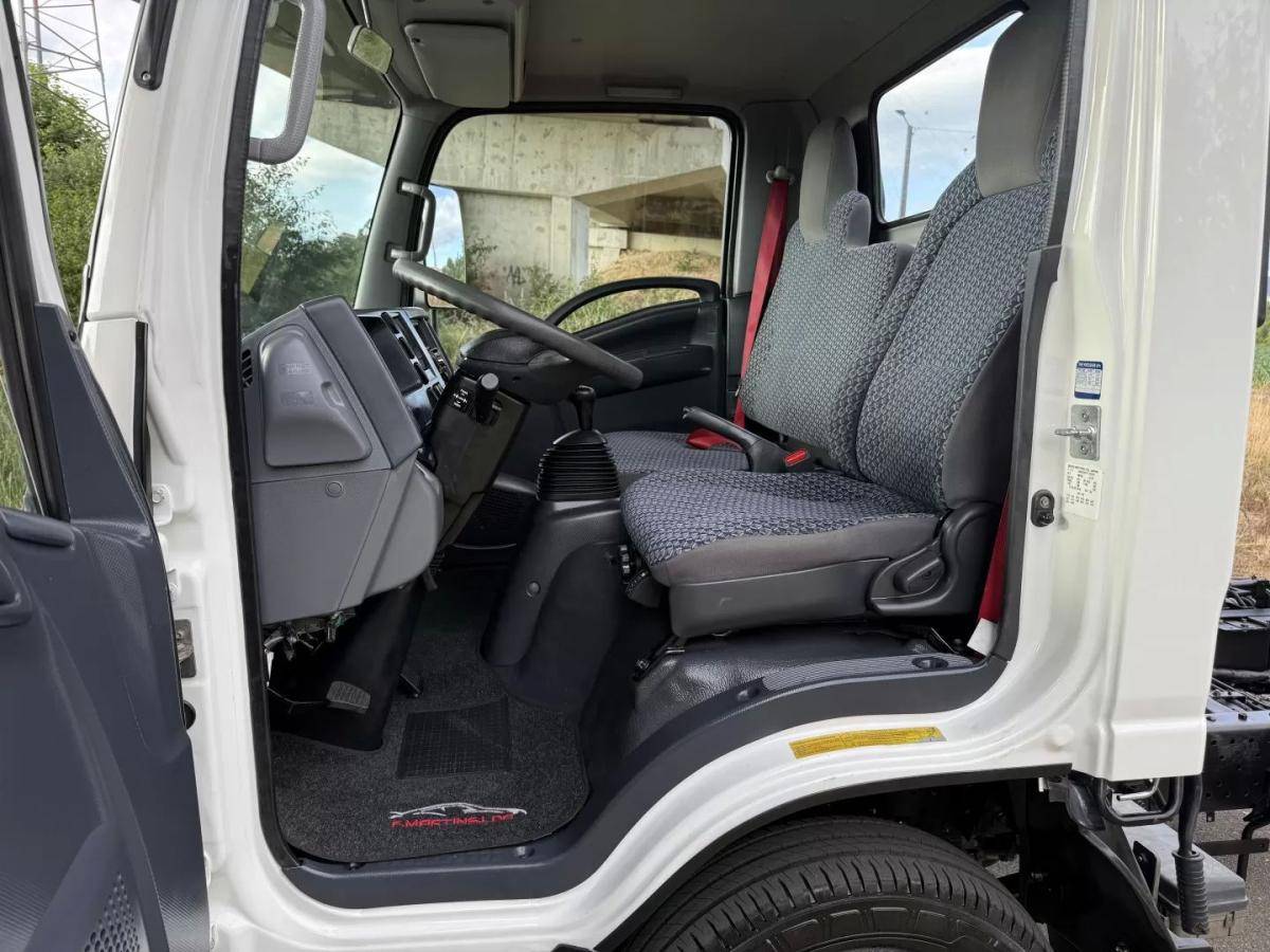 isuzu-nlr-2024-diesel-3000cc