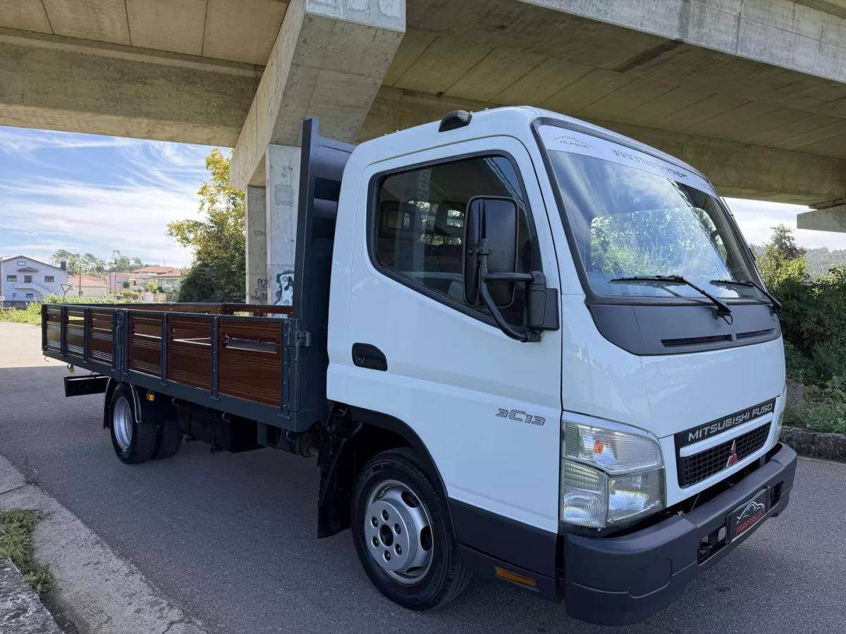 mitsubishi-canter-2009-diesel-3000cc