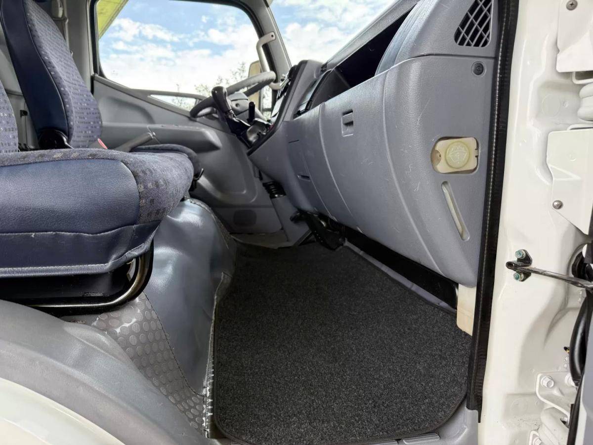 mitsubishi-canter-2009-diesel-3000cc