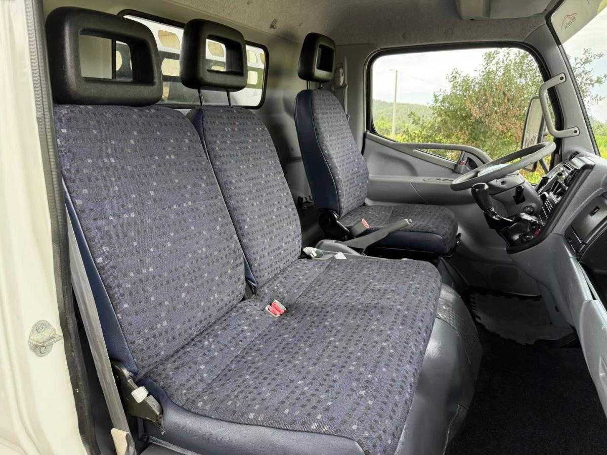 mitsubishi-canter-2009-diesel-3000cc