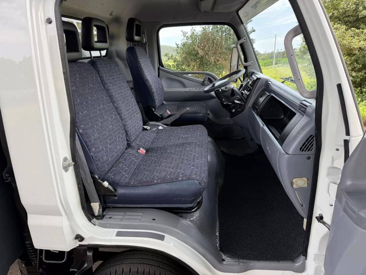 mitsubishi-canter-2009-diesel-3000cc