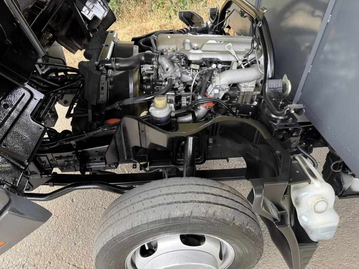 mitsubishi-canter-2009-diesel-3000cc