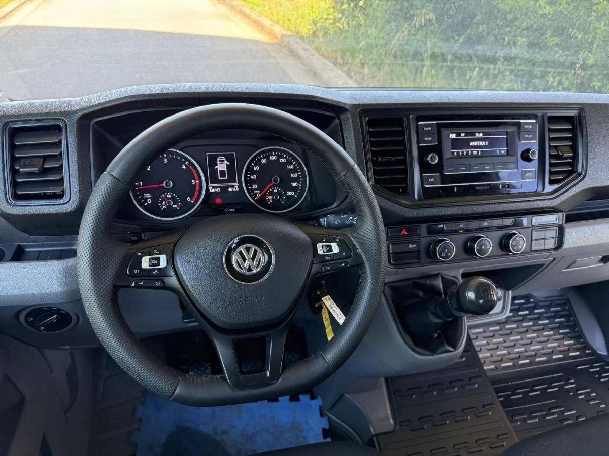 volkswagen-crafter-2021-diesel-2000cc