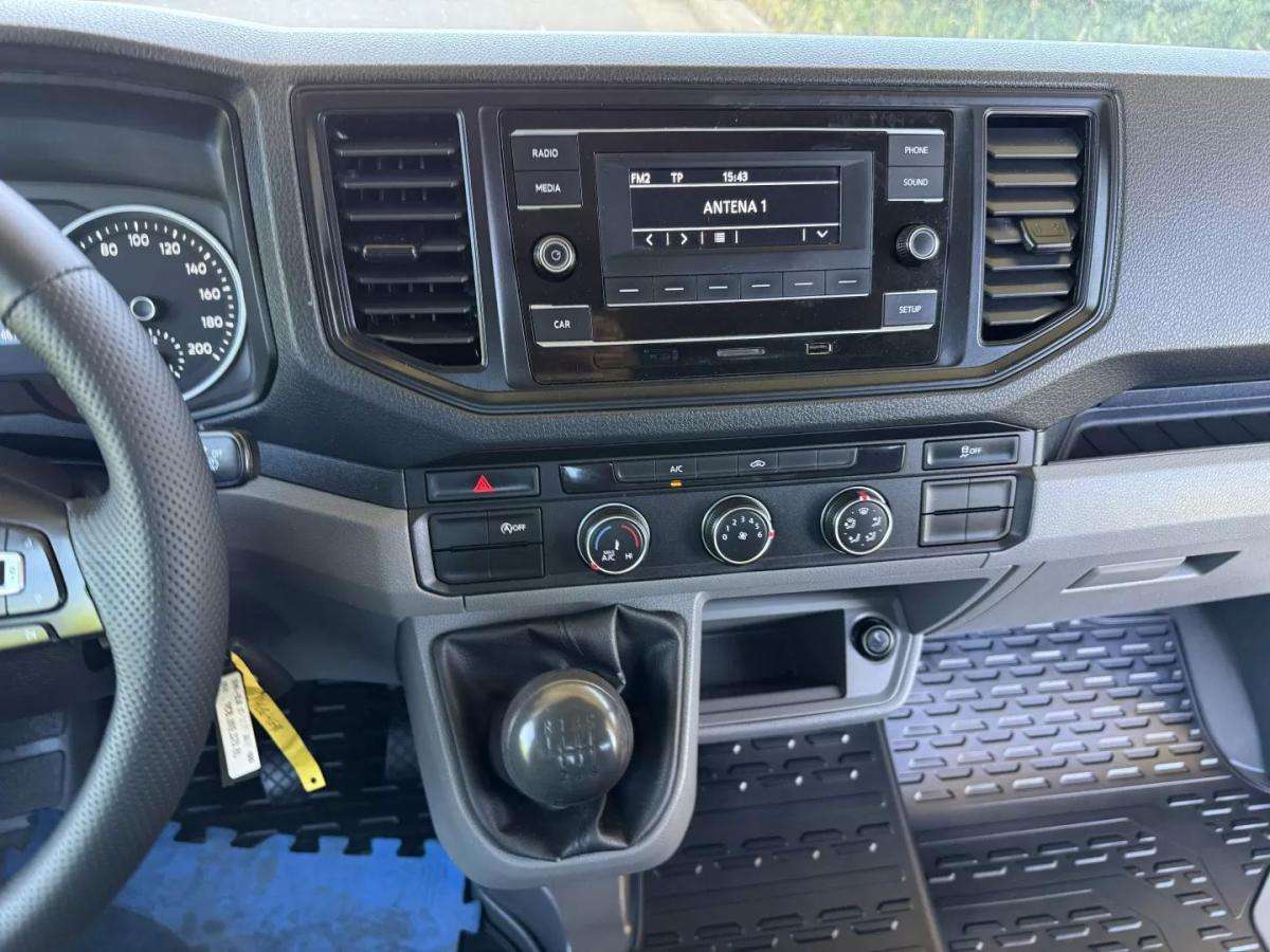 volkswagen-crafter-2021-diesel-2000cc