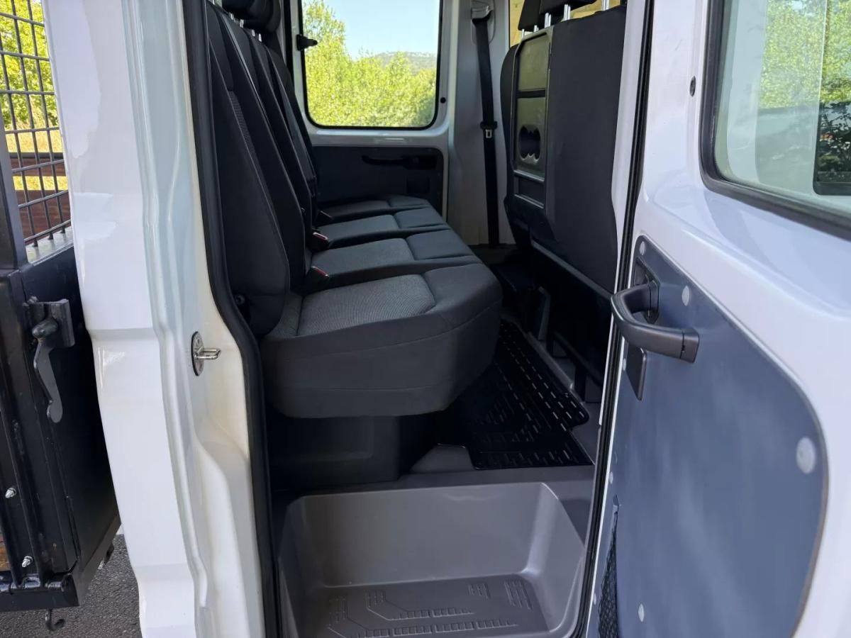 volkswagen-crafter-2021-diesel-2000cc