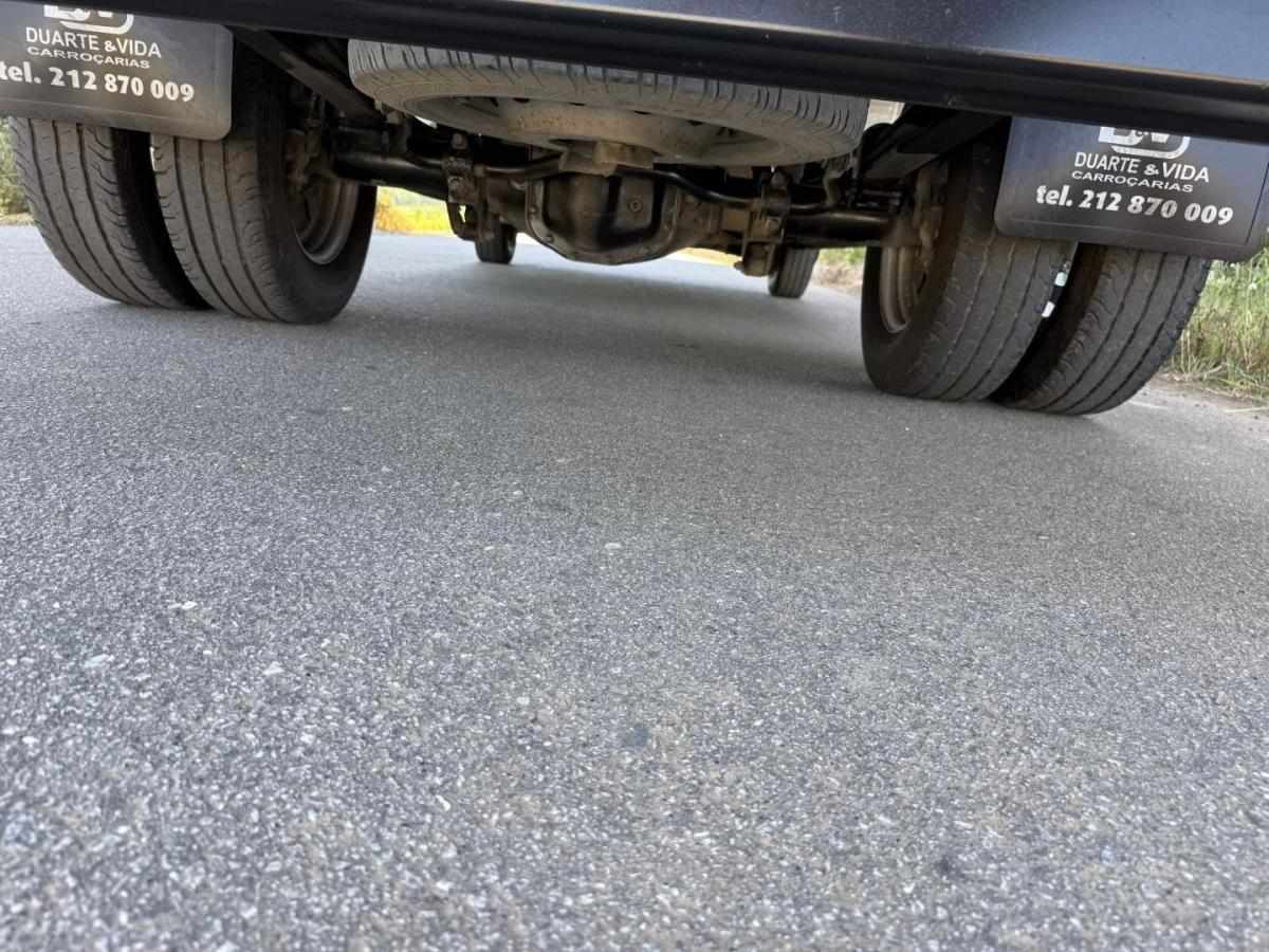 volkswagen-crafter-2021-diesel-2000cc