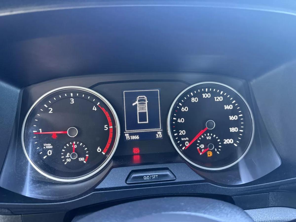 volkswagen-crafter-2021-diesel-2000cc