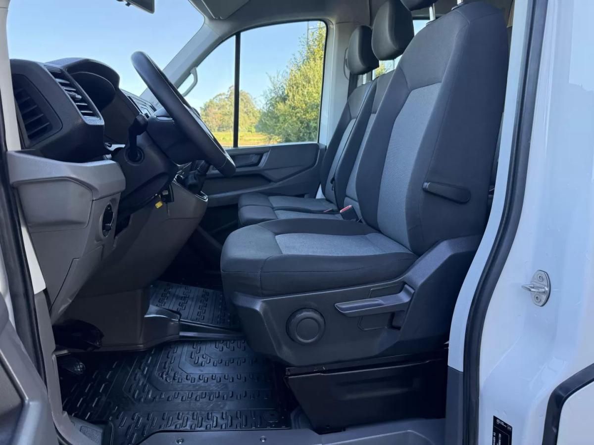 volkswagen-crafter-2021-diesel-2000cc