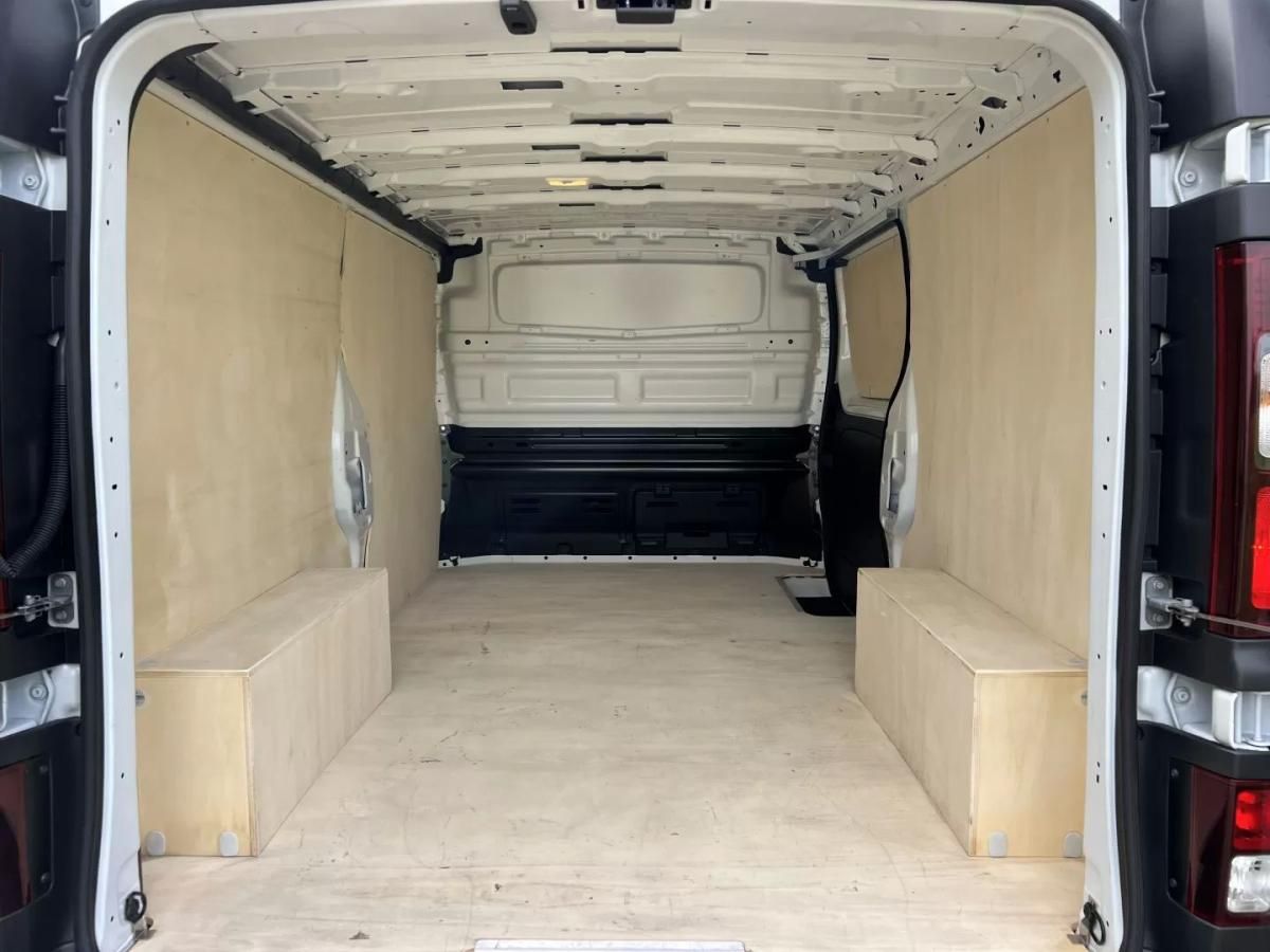 renault-trafic-2022-diesel-2000cc