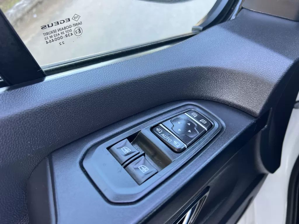 renault-trafic-2022-diesel-2000cc