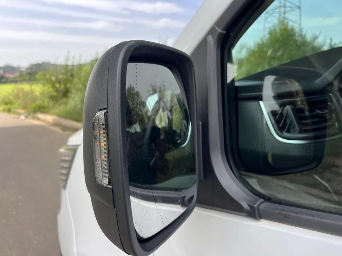renault-trafic-2022-diesel-2000cc