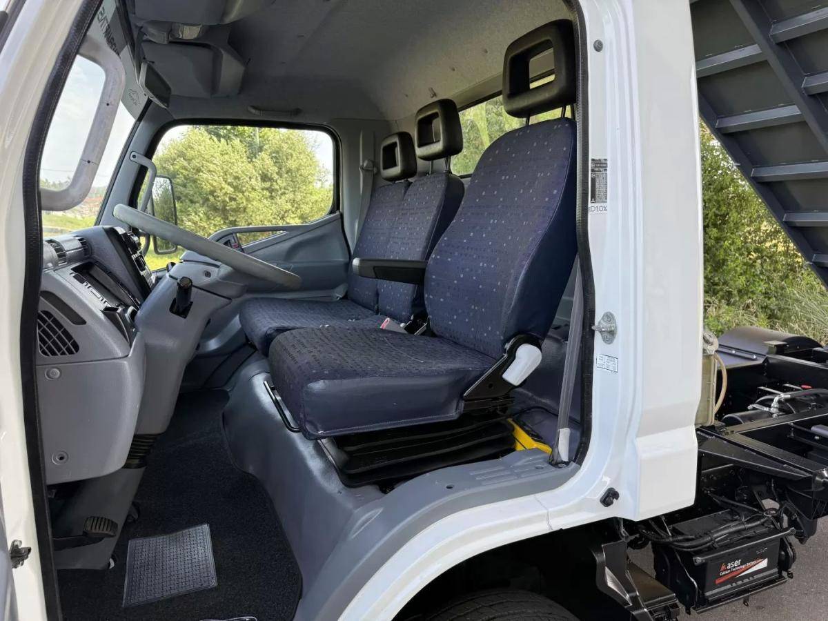 mitsubishi-canter-2010-diesel-3000cc