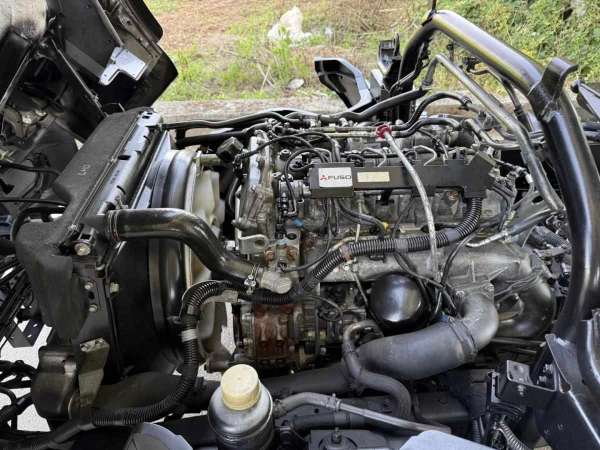 mitsubishi-canter-2010-diesel-3000cc