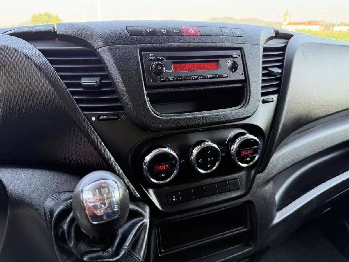 iveco-daily-2019-diesel-2300cc